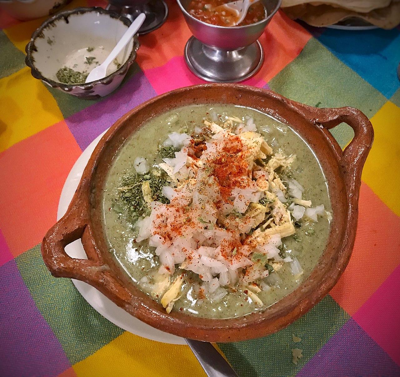 Pozole casero en Los Angeles — dónde encontrar el auténtico